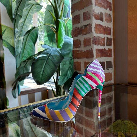 CHRISITIAN LOUBOUTIN Hot Chick Swimming Pool Heels - Picture 1 of 5